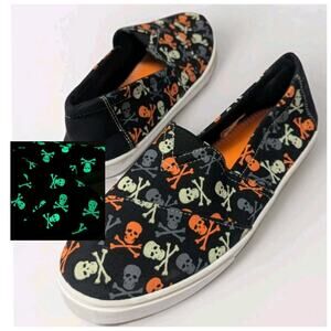 Tommy Bahama Halloween Slip On Tennis Shoes Glow in Dark Skull Women 9 Men 7.5